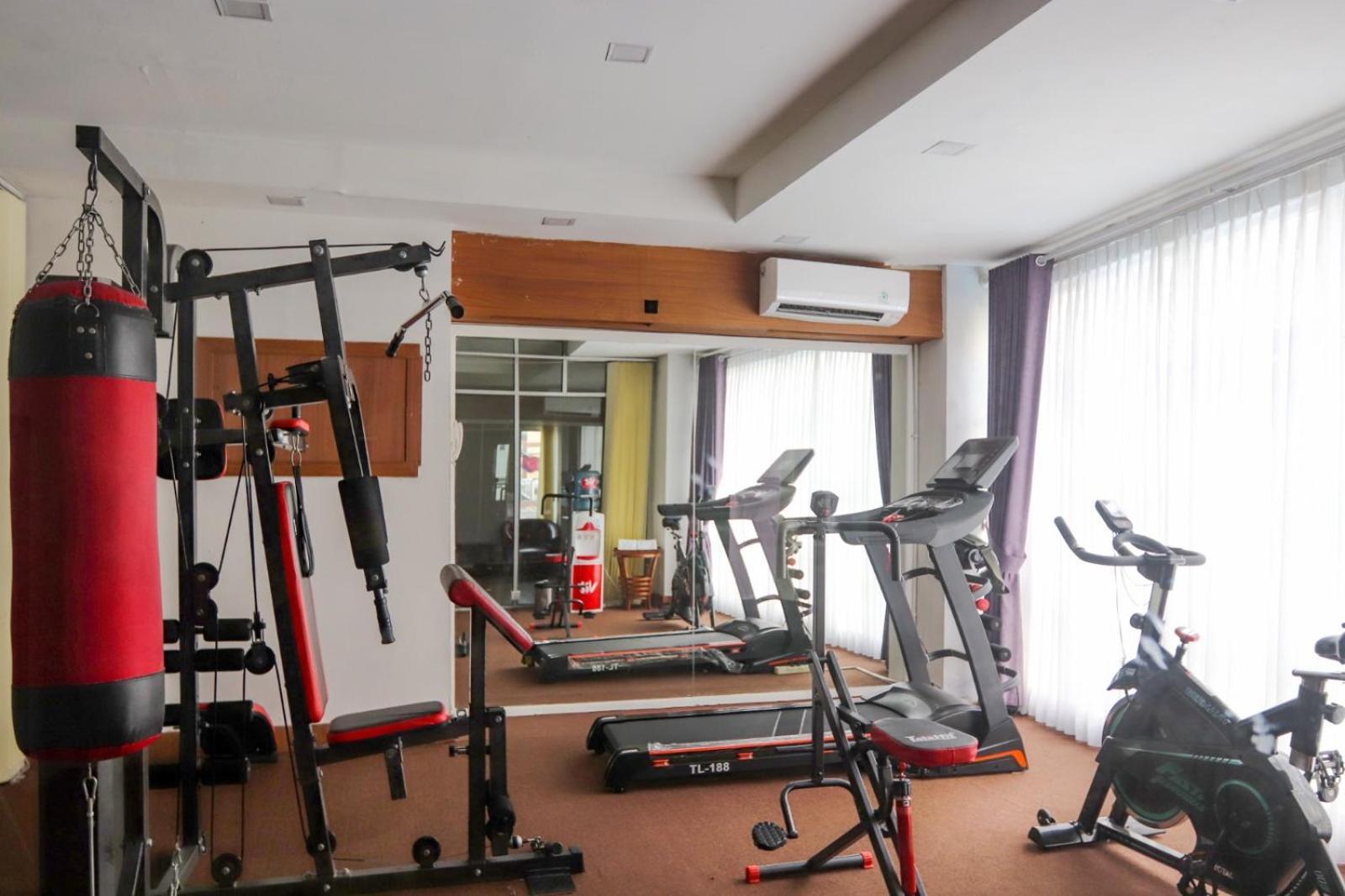 Abadi Hotel Malioboro Yogyakarta By Tritama Hospitality Extérieur photo