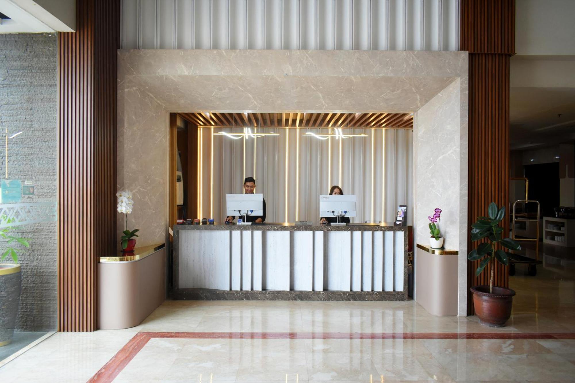 Abadi Hotel Malioboro Yogyakarta By Tritama Hospitality Extérieur photo