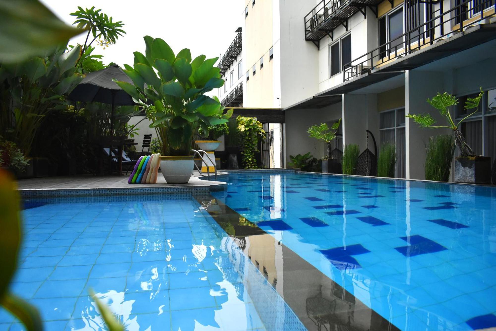 Abadi Hotel Malioboro Yogyakarta By Tritama Hospitality Extérieur photo